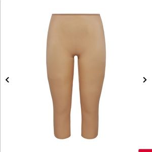 SPANX Skinny Britches® Capri